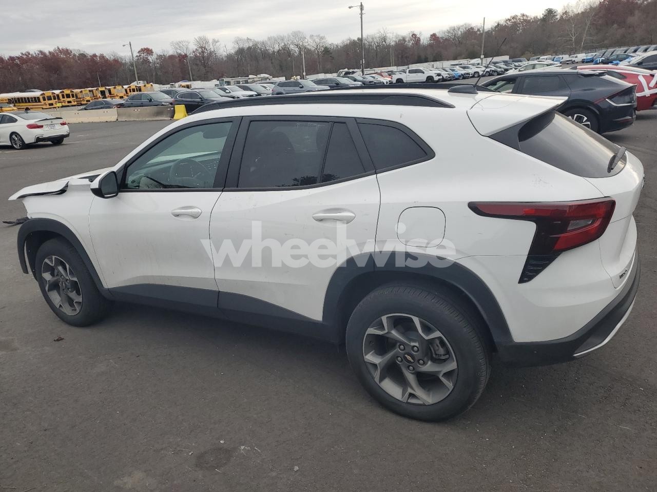 Photo 2 of 2025 CHEVROLET TRAX 1LT (VIN KL77LHEPXSC195145)