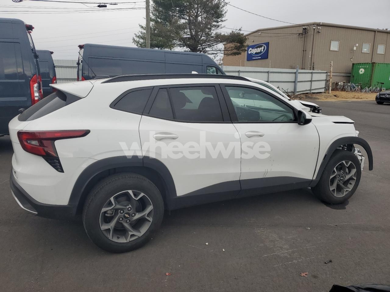 Photo 3 of 2025 CHEVROLET TRAX 1LT (VIN KL77LHEPXSC195145)