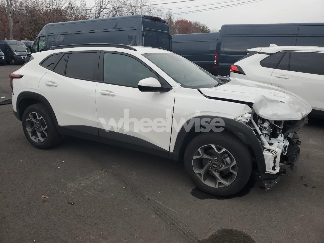 Photo 4 of 2025 CHEVROLET TRAX 1LT (VIN KL77LHEPXSC195145)