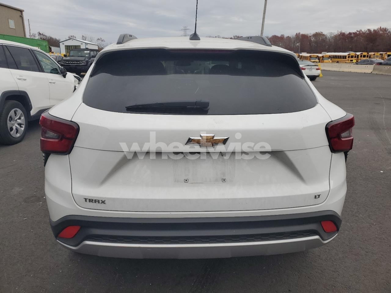 Photo 6 of 2025 CHEVROLET TRAX 1LT (VIN KL77LHEPXSC195145)