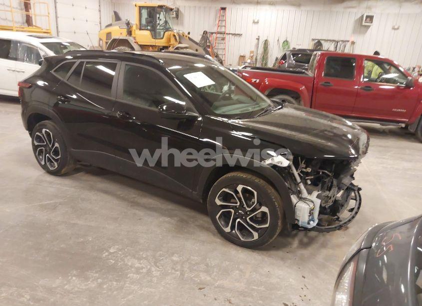 2024 Chevrolet Trax FWD 2RS (VIN KL77LJE23RC010648) main photo