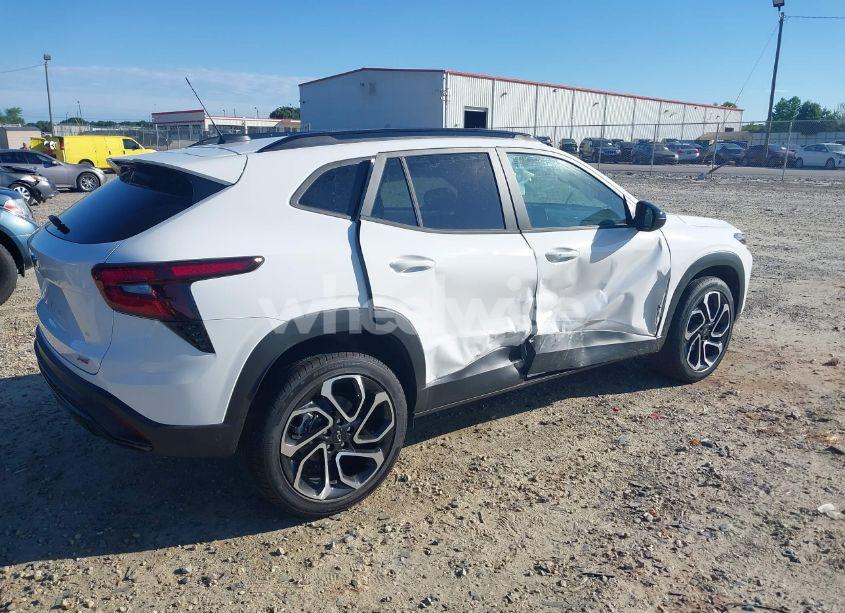 Photo 4 of 2024 Chevrolet Trax FWD 2RS (VIN KL77LJE23RC241971)