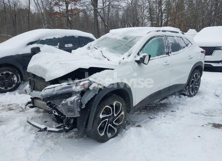 Photo 2 of 2024 Chevrolet Trax FWD 2RS (VIN KL77LJE26RC042266)