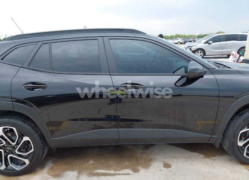 Photo 13 of 2025 Chevrolet Trax FWD 2RS (VIN KL77LJEP0SC034200)