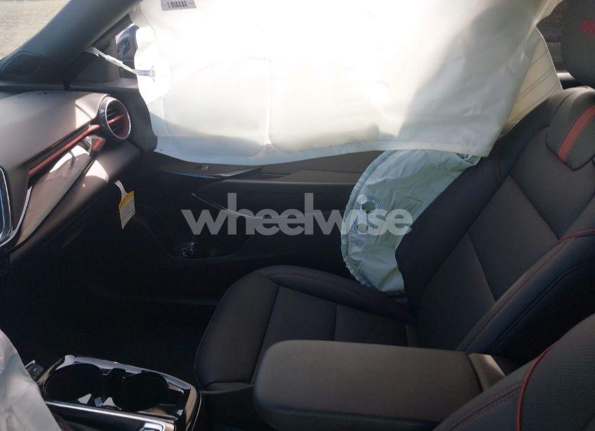 Photo 5 of 2025 Chevrolet Trax FWD 2RS (VIN KL77LJEP0SC153977)