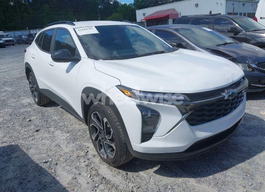 2025 Chevrolet Trax FWD 2RS (VIN KL77LJEP1SC165782) main photo