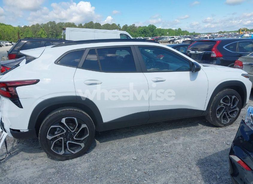 Photo 13 of 2025 Chevrolet Trax FWD 2RS (VIN KL77LJEP1SC165782)