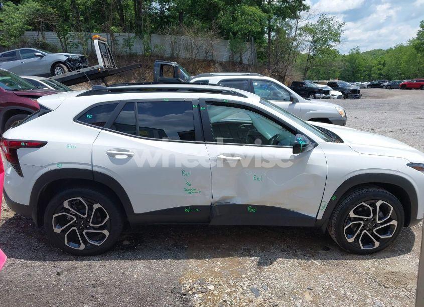 Photo 14 of 2025 Chevrolet Trax FWD 2RS (VIN KL77LJEP2SC000811)