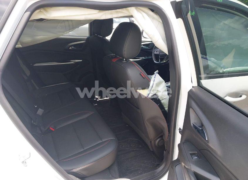 Photo 8 of 2025 Chevrolet Trax FWD 2RS (VIN KL77LJEP2SC000811)