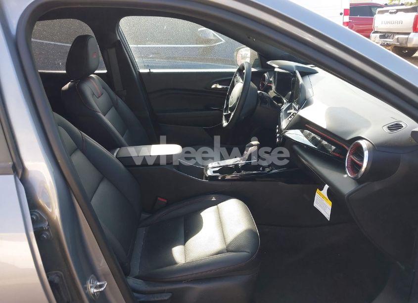 Photo 5 of 2025 Chevrolet Trax FWD 2RS (VIN KL77LJEP4SC118004)