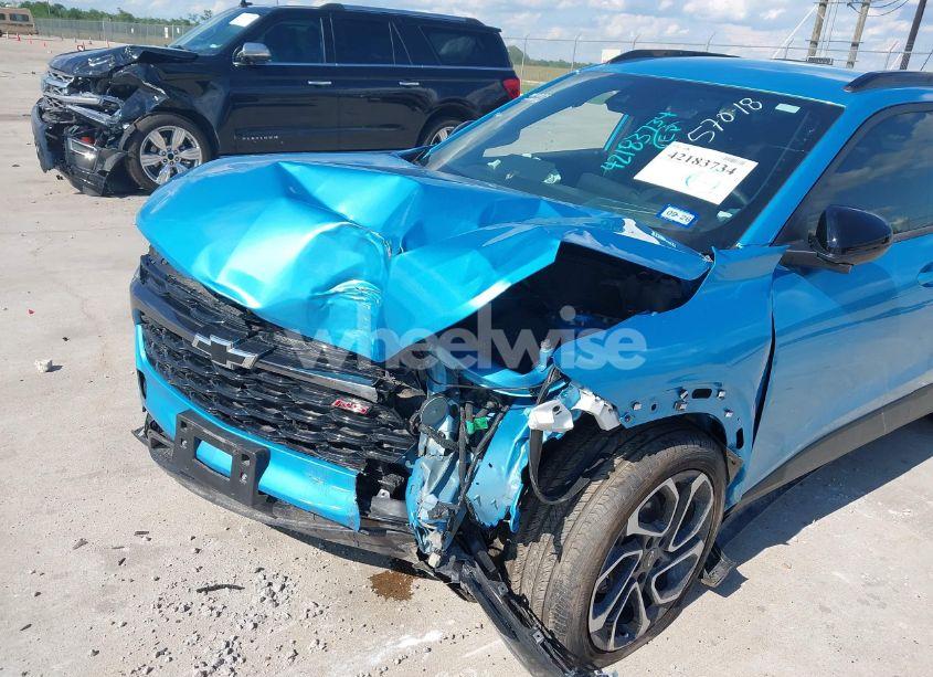 Photo 6 of 2025 Chevrolet Trax FWD 2RS (VIN KL77LJEP5SC052448)