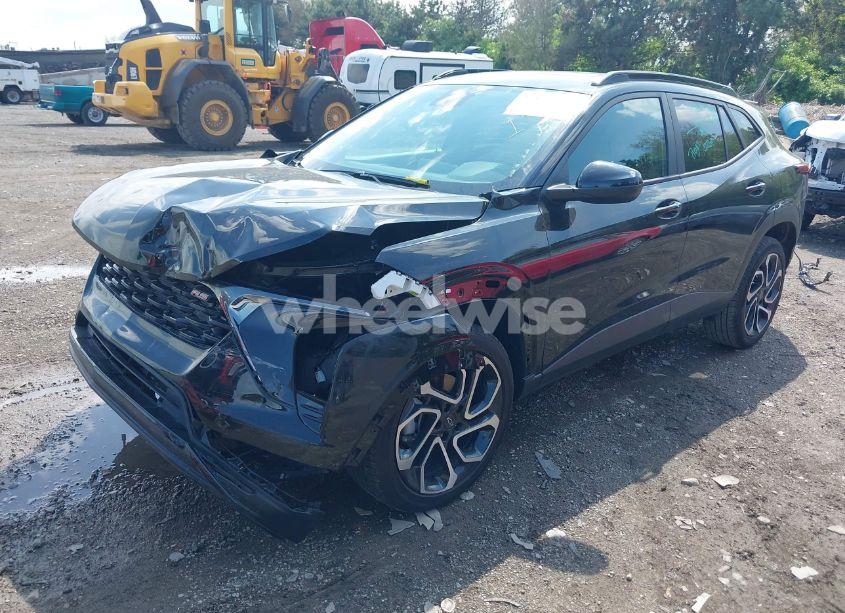 Photo 2 of 2025 Chevrolet Trax FWD 2RS (VIN KL77LJEP6SC080131)