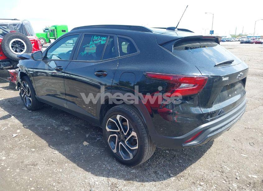 Photo 3 of 2025 Chevrolet Trax FWD 2RS (VIN KL77LJEP6SC080131)