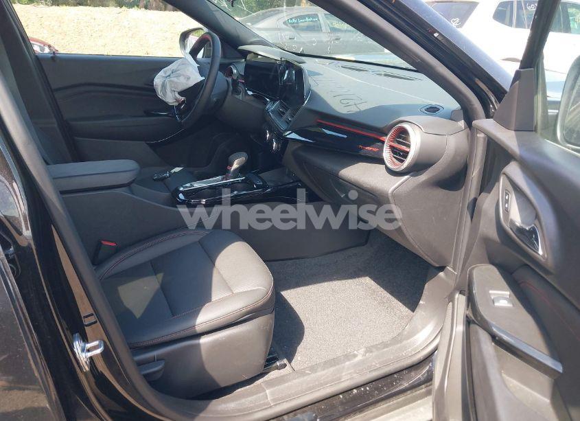 Photo 5 of 2025 Chevrolet Trax FWD 2RS (VIN KL77LJEP6SC080131)