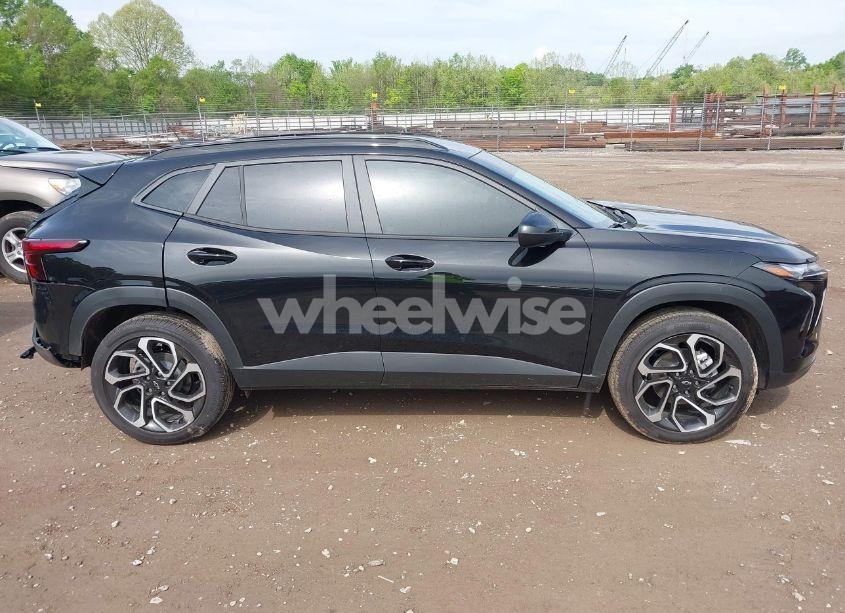 Photo 13 of 2025 Chevrolet Trax FWD 2RS (VIN KL77LJEP6SC219657)