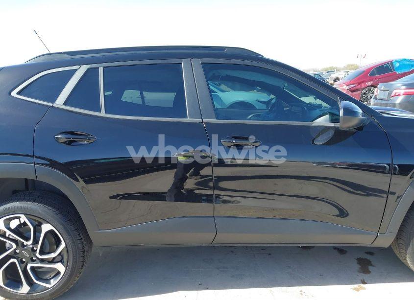 Photo 14 of 2025 Chevrolet Trax FWD 2RS (VIN KL77LJEP7SC133760)