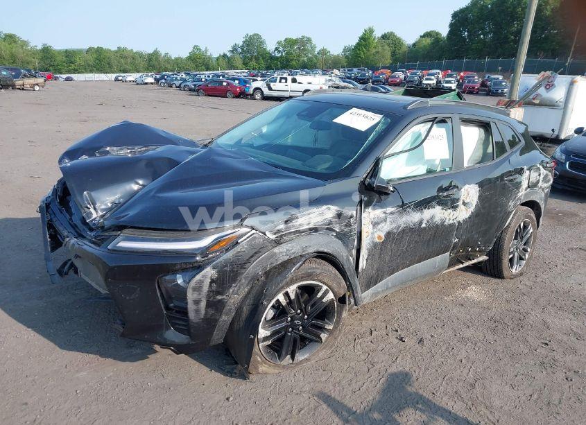 Photo 2 of 2024 Chevrolet Trax FWD ACTIV (VIN KL77LKE21RC207873)