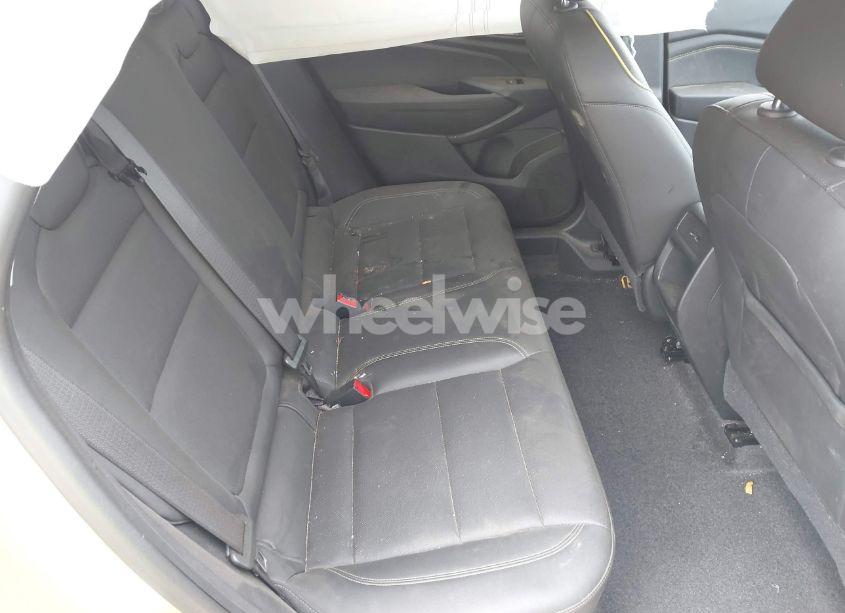 Photo 8 of 2024 Chevrolet Trax FWD ACTIV (VIN KL77LKE22RC192073)