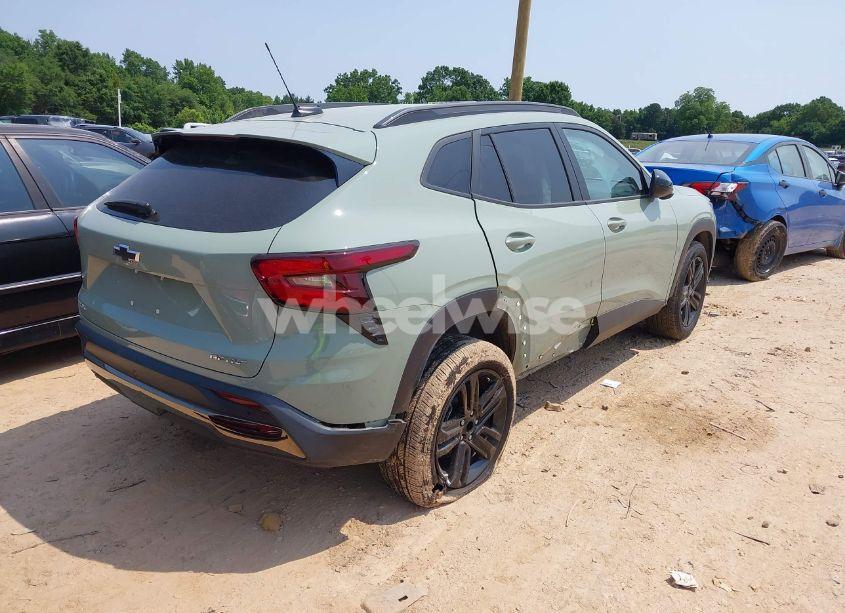 Photo 4 of 2024 Chevrolet Trax FWD ACTIV (VIN KL77LKE25RC214938)