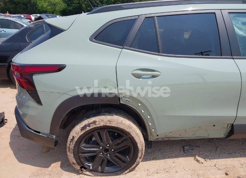 Photo 6 of 2024 Chevrolet Trax FWD ACTIV (VIN KL77LKE25RC214938)