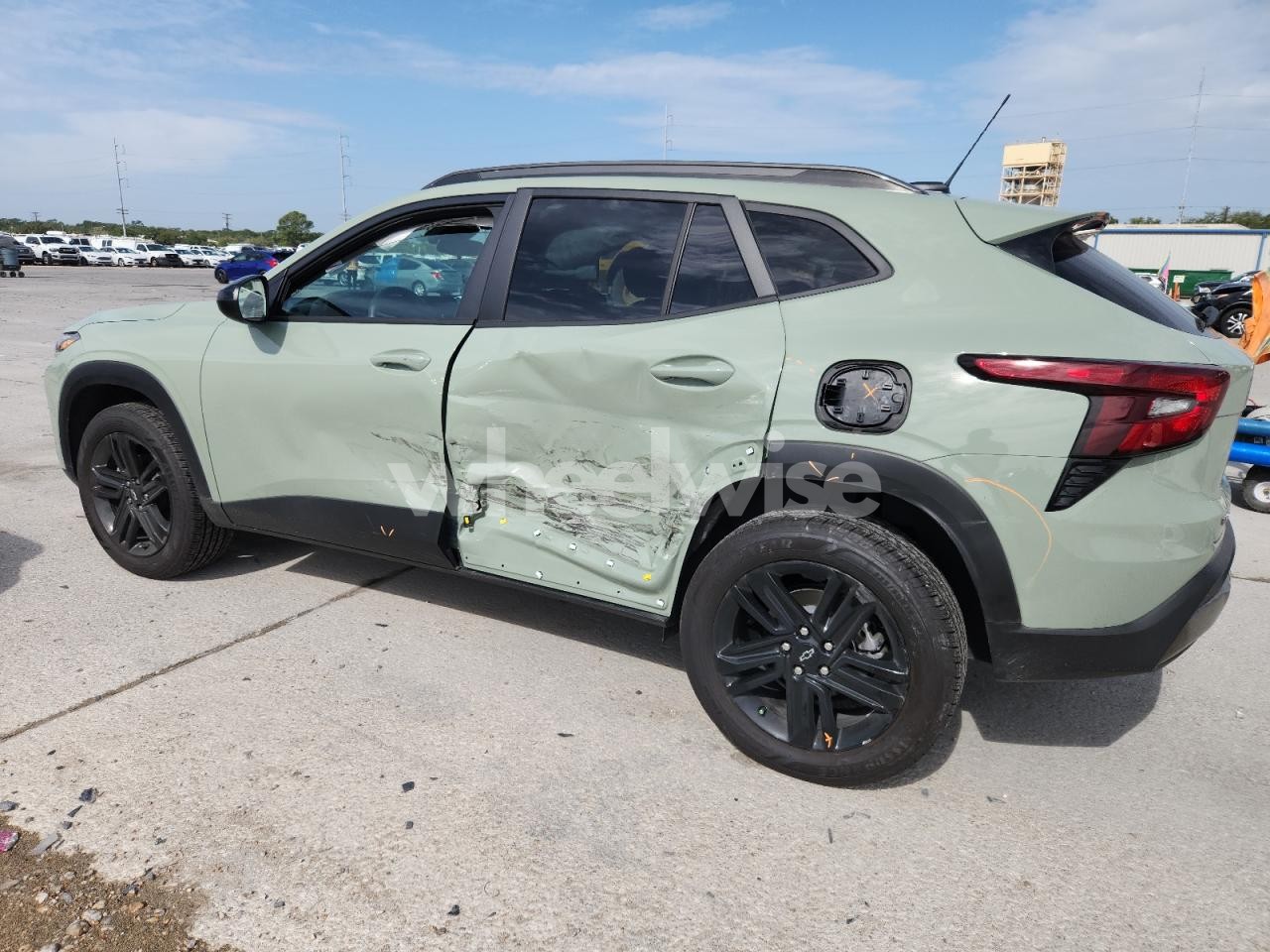 Photo 2 of 2025 CHEVROLET TRAX ACTIV (VIN KL77LKE28RC005564)