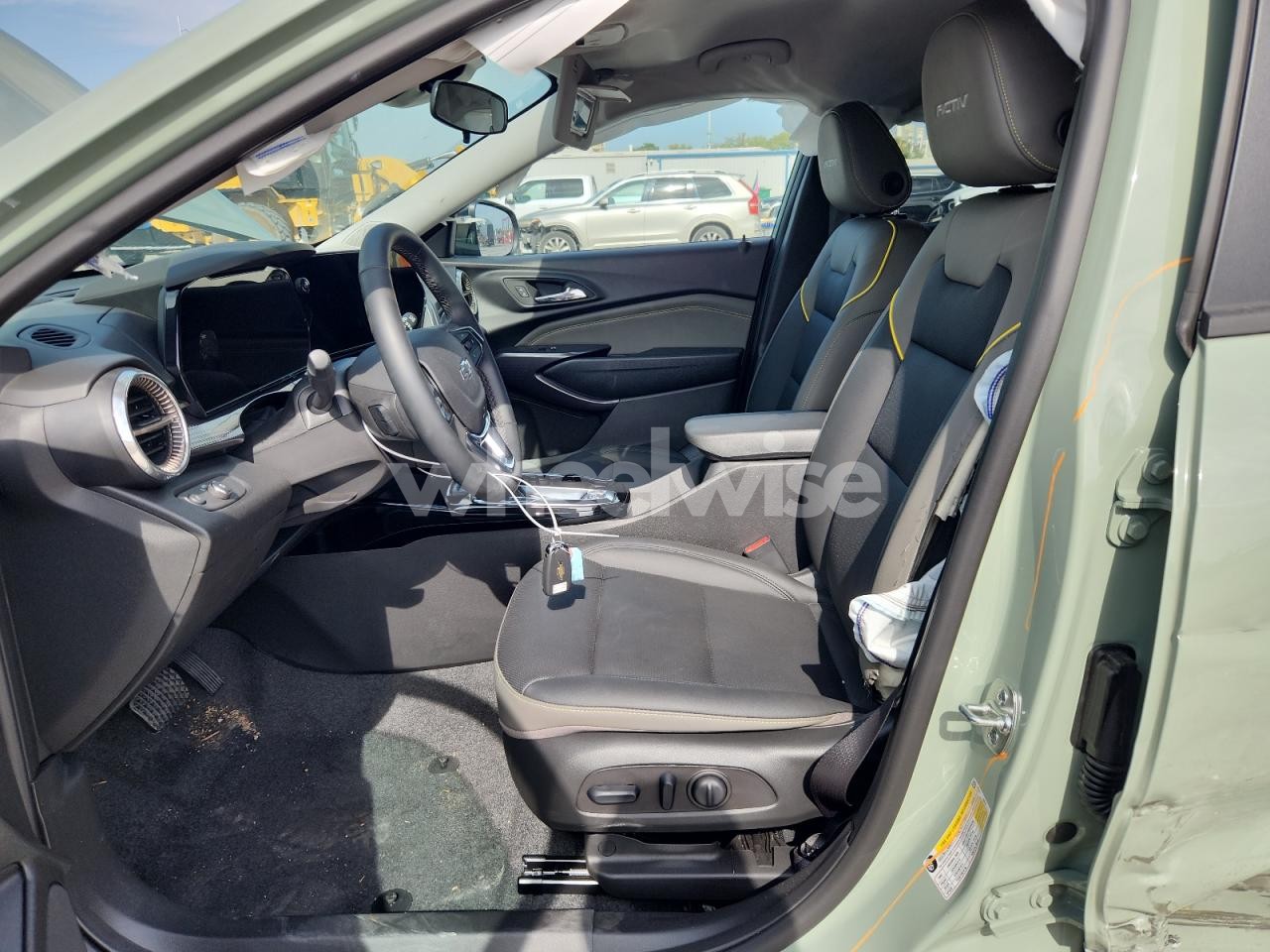 Photo 7 of 2025 CHEVROLET TRAX ACTIV (VIN KL77LKE28RC005564)