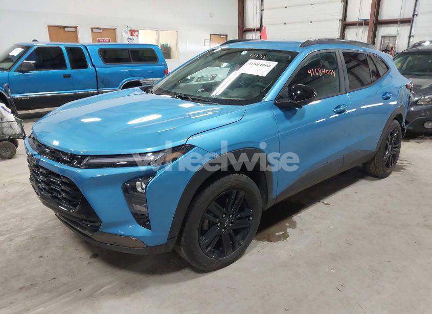 Photo 2 of 2025 Chevrolet Trax FWD ACTIV (VIN KL77LKEP1SC062240)