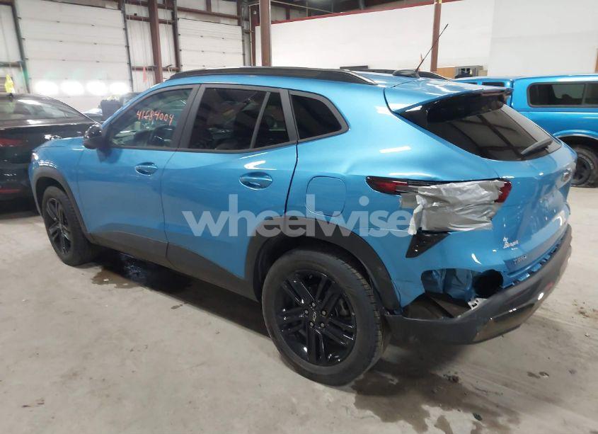 Photo 3 of 2025 Chevrolet Trax FWD ACTIV (VIN KL77LKEP1SC062240)
