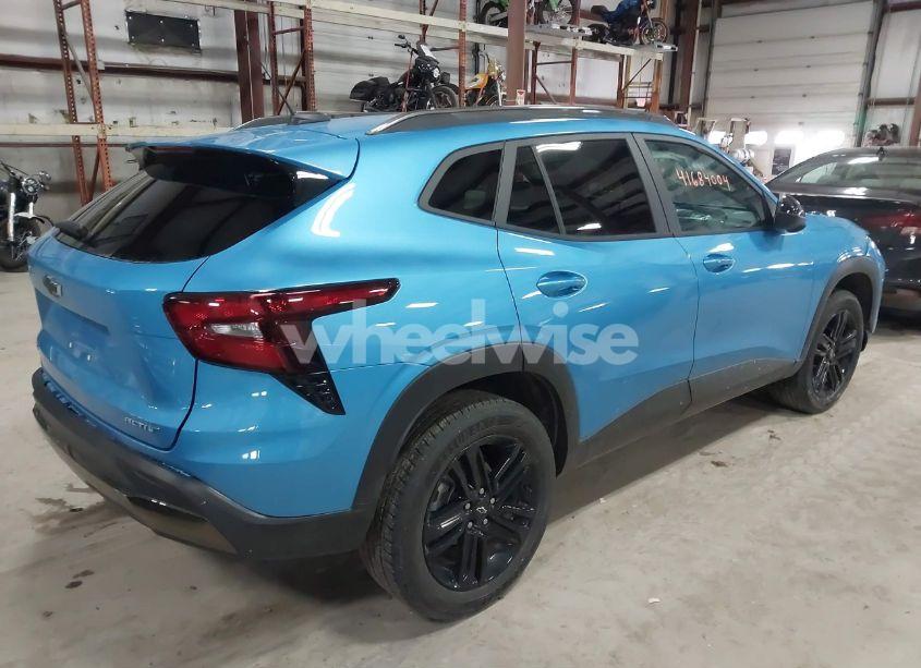 Photo 4 of 2025 Chevrolet Trax FWD ACTIV (VIN KL77LKEP1SC062240)