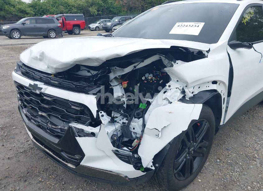 Photo 6 of 2025 Chevrolet Trax FWD ACTIV (VIN KL77LKEP4SC086886)