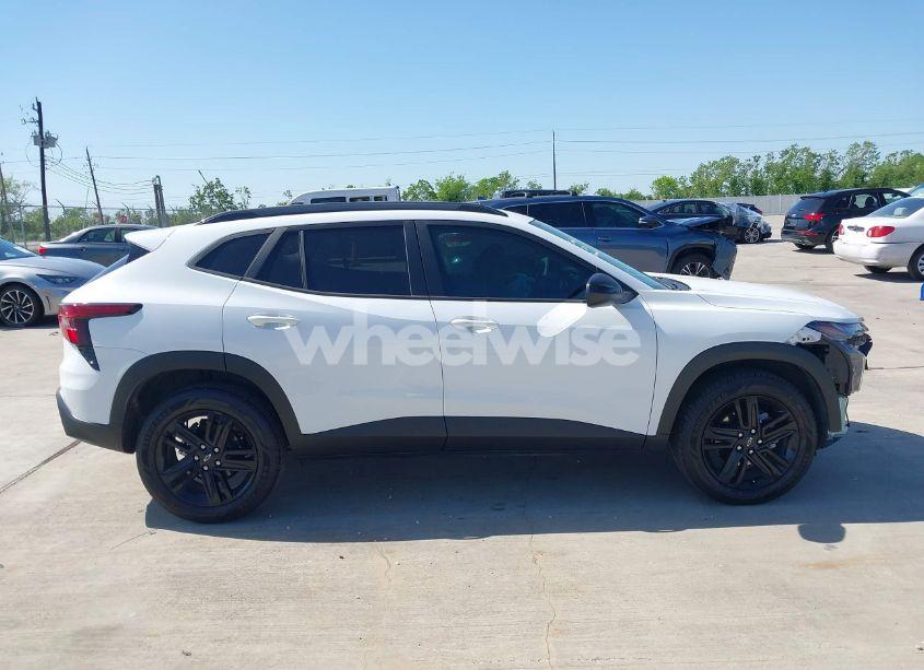 Photo 14 of 2025 Chevrolet Trax FWD ACTIV (VIN KL77LKEP4SC104061)