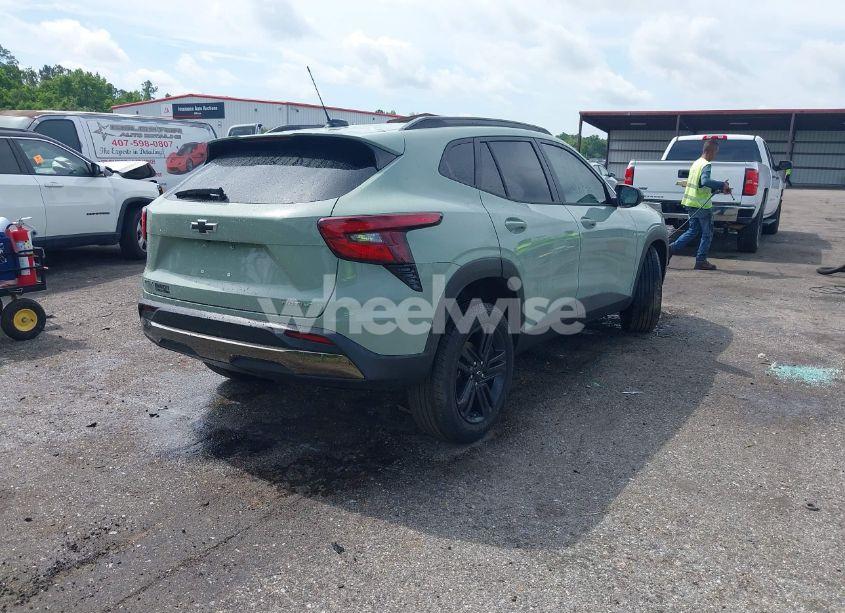 Photo 4 of 2025 Chevrolet Trax FWD ACTIV (VIN KL77LKEP4SC192318)