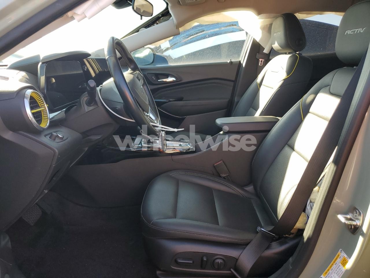 Photo 7 of 2024 CHEVROLET TRAX ACTIV (VIN KL77LKEP7SC018758)