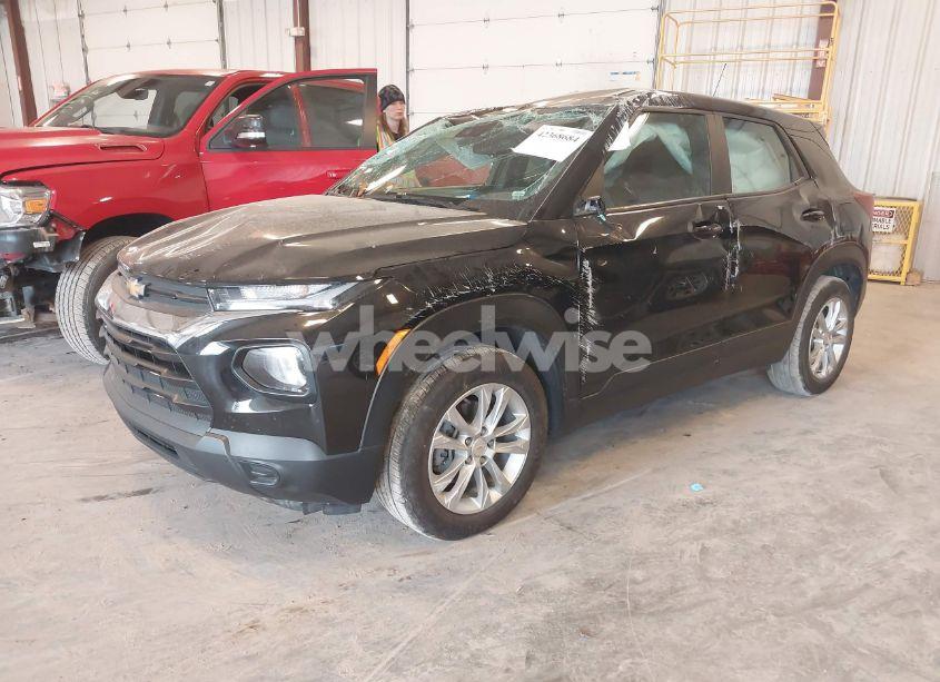 Photo 2 of 2021 Chevrolet Trailblazer FWD LS (VIN KL79MMS22MB006679)