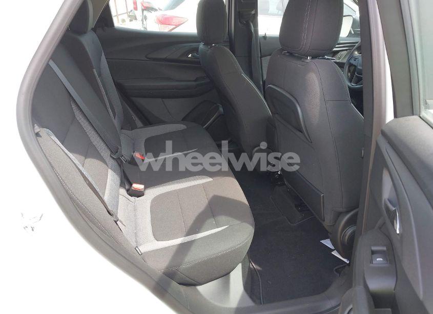 Photo 8 of 2024 Chevrolet Trailblazer FWD LS (VIN KL79MMS22RB098092)