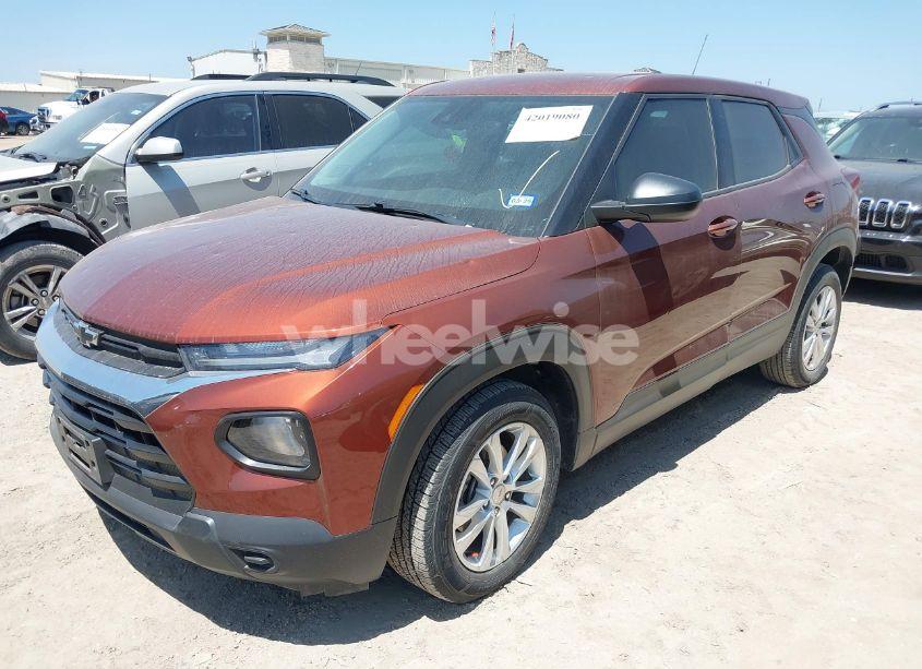 Photo 2 of 2021 Chevrolet Trailblazer FWD LS (VIN KL79MMS24MB152002)