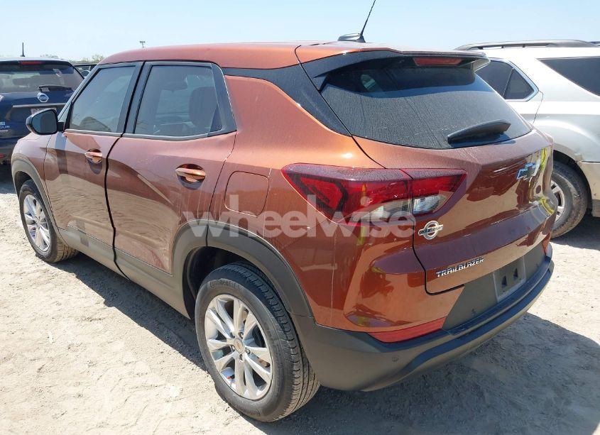 Photo 3 of 2021 Chevrolet Trailblazer FWD LS (VIN KL79MMS24MB152002)