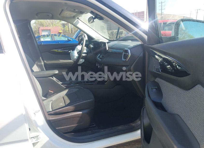 Photo 5 of 2024 Chevrolet Trailblazer FWD LT (VIN KL79MPS23RB053969)