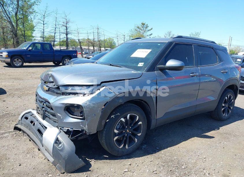 Photo 2 of 2021 Chevrolet Trailblazer FWD LT (VIN KL79MPS29MB112757)