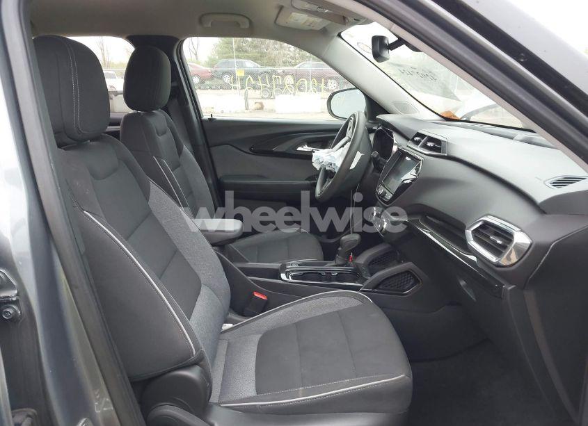 Photo 5 of 2022 Chevrolet Trailblazer FWD LT (VIN KL79MPS29NB072942)