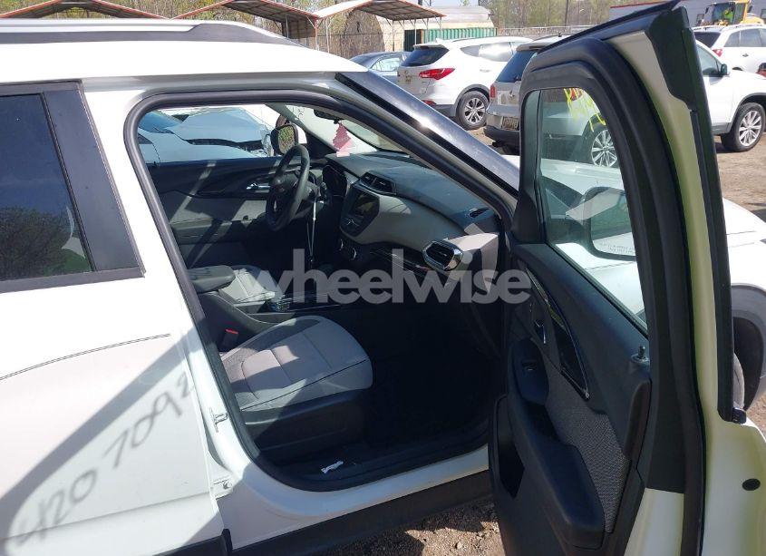 Photo 5 of 2022 Chevrolet Trailblazer FWD LT (VIN KL79MPSL0NB024691)