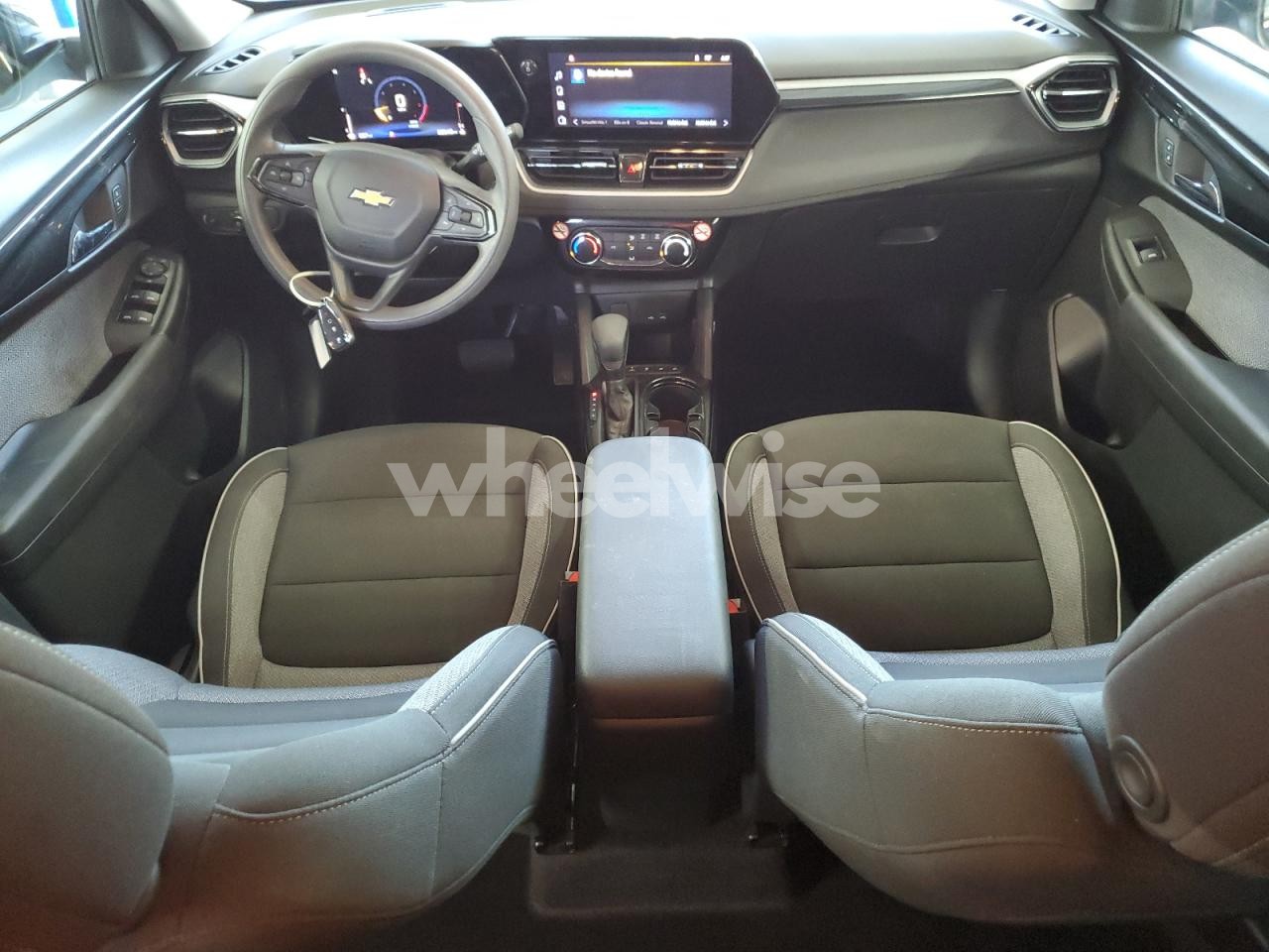 Photo 8 of 2025 CHEVROLET TRAILBLAZER LT (VIN KL79MPSL0SB063891)