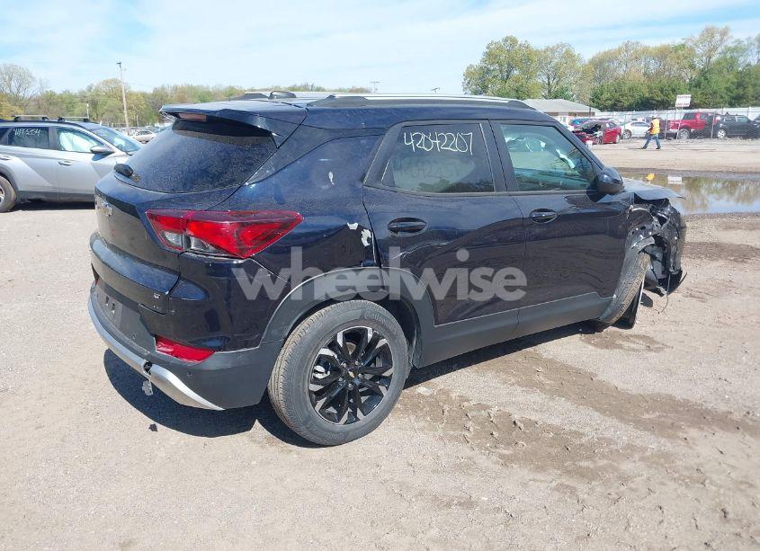 Photo 4 of 2021 Chevrolet Trailblazer FWD LT (VIN KL79MPSL4MB139647)