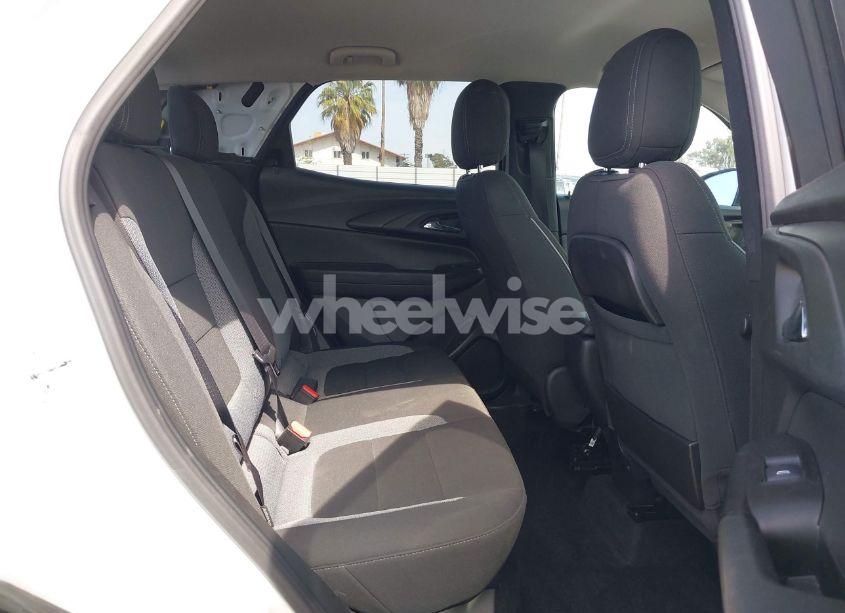 Photo 8 of 2022 Chevrolet Trailblazer FWD LT (VIN KL79MPSL4NB065700)