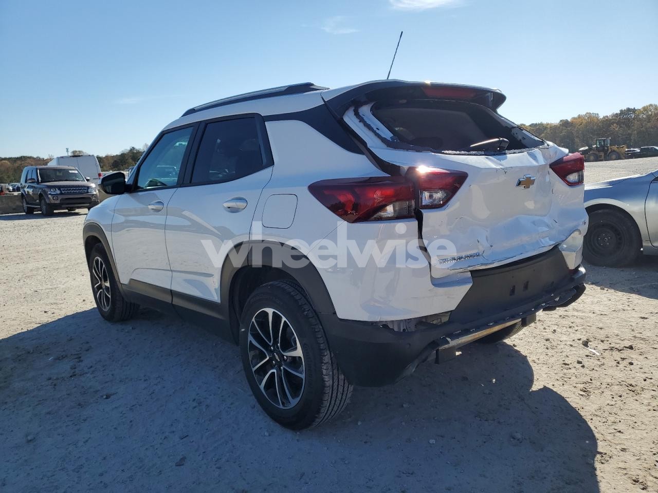 Photo 2 of 2025 CHEVROLET TRAILBLAZER LT (VIN KL79MPSL5SB177515)