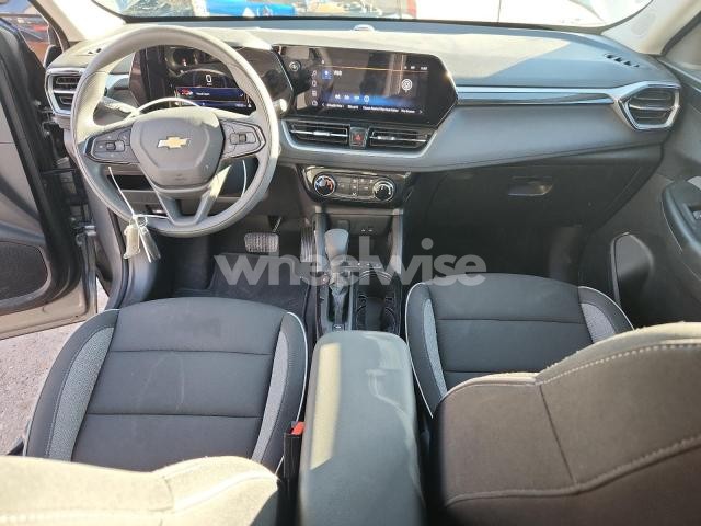 Photo 4 of 2025 CHEVROLET TRAILBLAZER LT (VIN KL79MPSL5SB187610)
