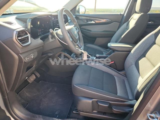 Photo 9 of 2025 CHEVROLET TRAILBLAZER LT (VIN KL79MPSL5SB187610)