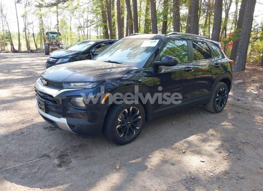 Photo 2 of 2021 Chevrolet Trailblazer FWD LT (VIN KL79MPSL9MB123301)