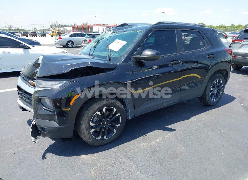 Photo 2 of 2022 Chevrolet Trailblazer FWD LT (VIN KL79MPSL9NB042932)