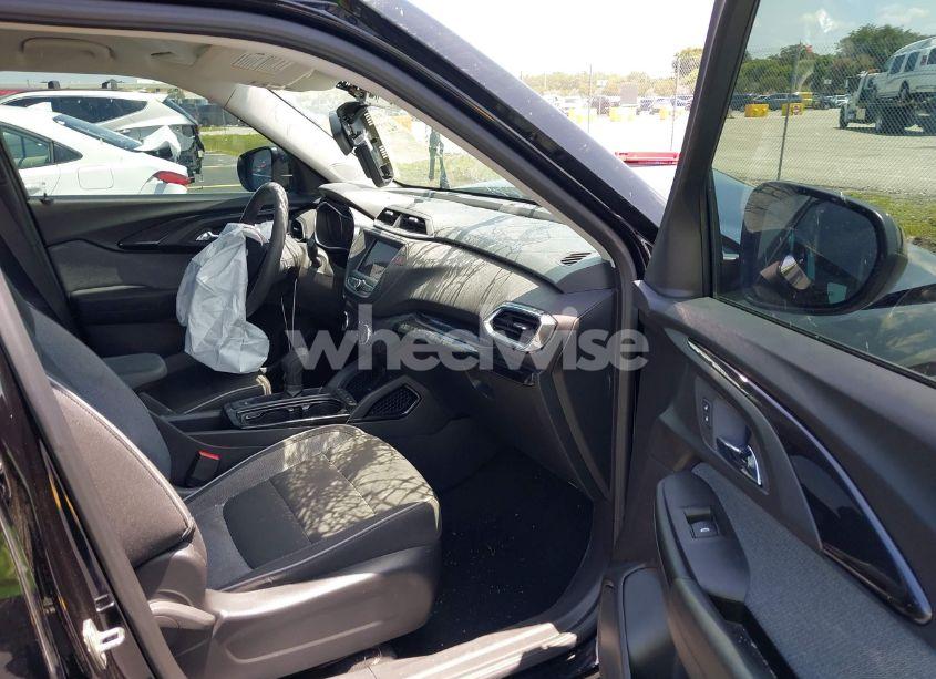 Photo 5 of 2022 Chevrolet Trailblazer FWD LT (VIN KL79MPSL9NB042932)